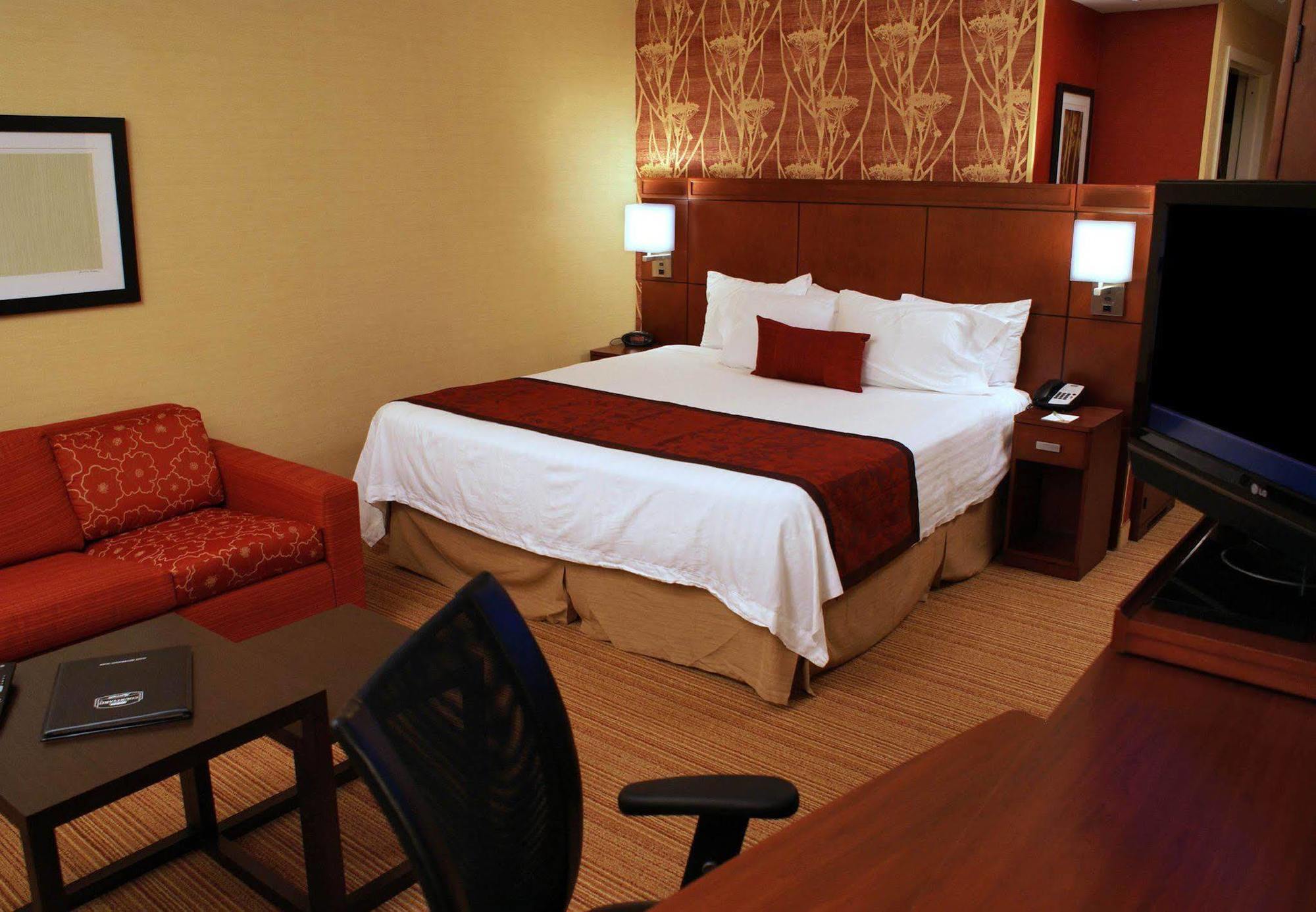 Courtyard Lima Hotel Exterior foto